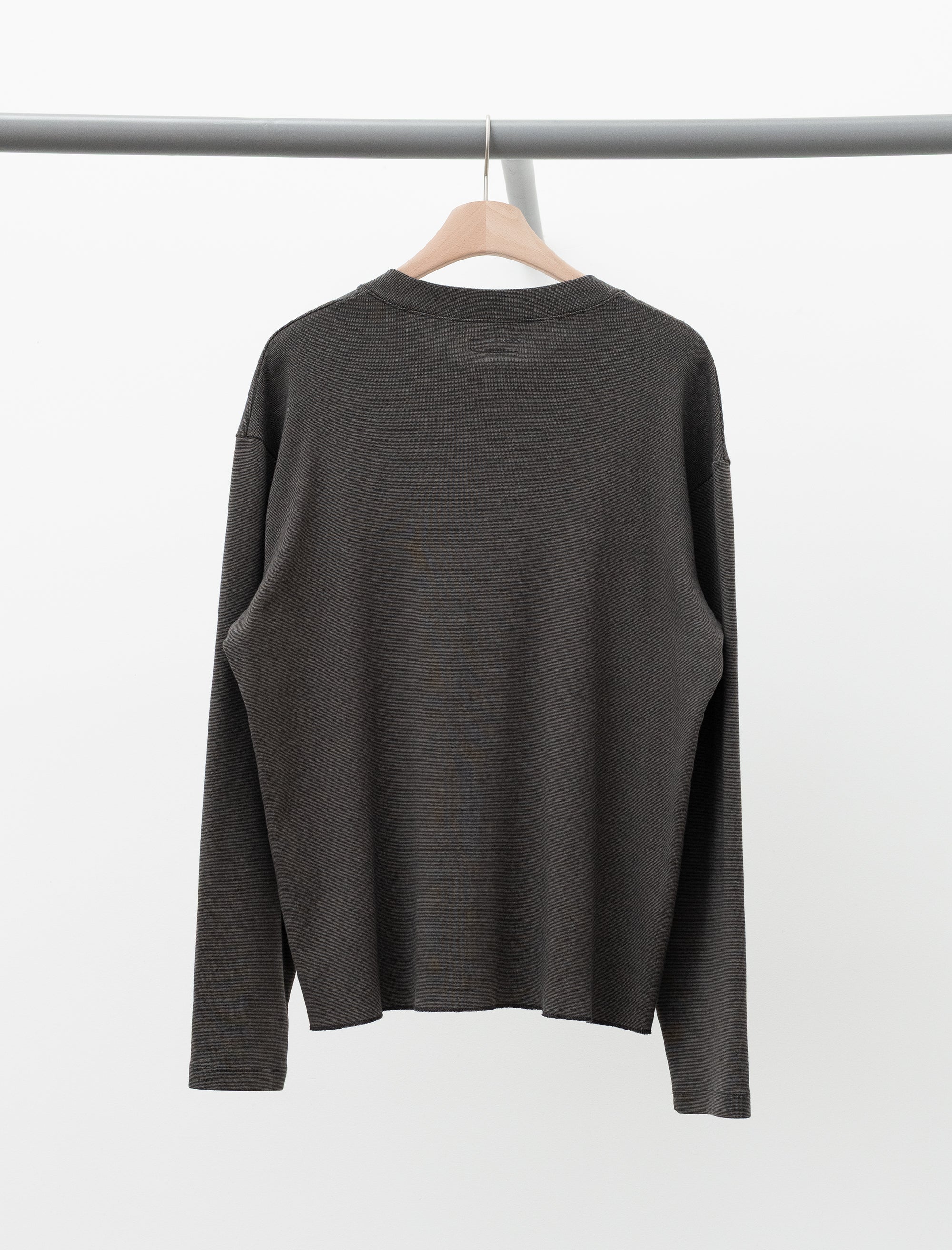 High V-neck T-Shirt (Anvil Grey/Black) - Image 2