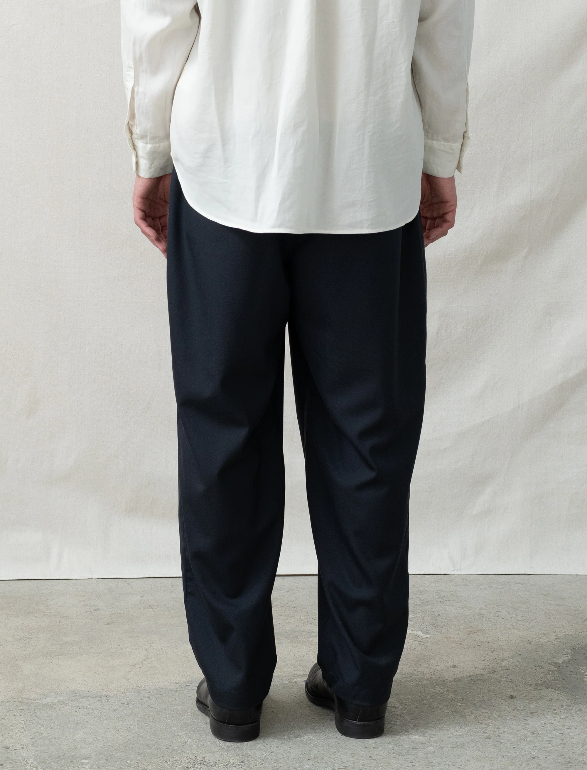 Summer Wool Wide Pants (Black Navy) - Image 4